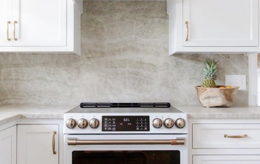 Contemporary Transitional Kitchen Remodel by Asso Stone - Granite & Quartz Countertops project photo